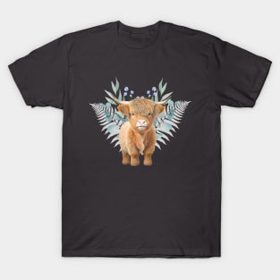 Adorable baby Scottish mountain Cow - beautiful flowers and leaves T-Shirt